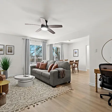 Charming 1Br Upper-Flat Unit In Royal Oak Appartement